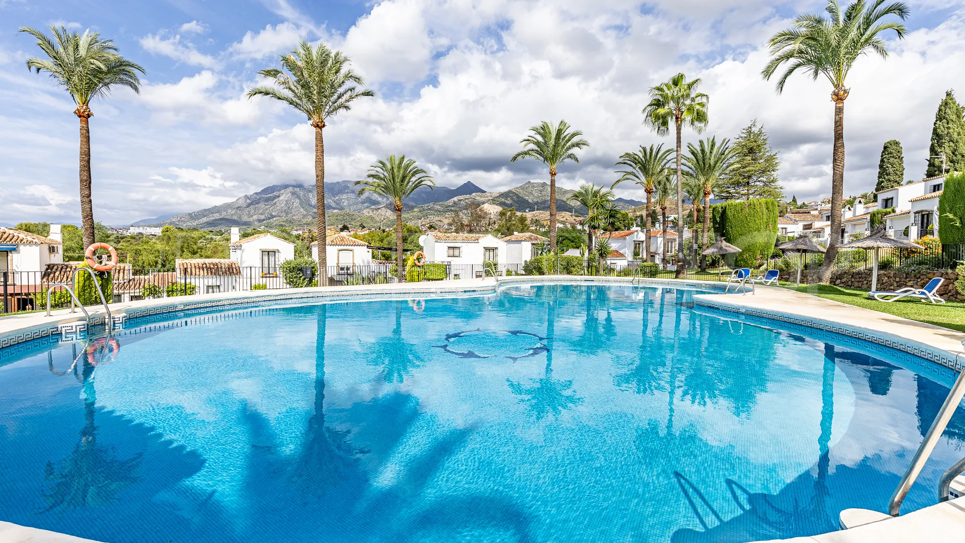 For sale Bello Horizonte 2 bedrooms town house