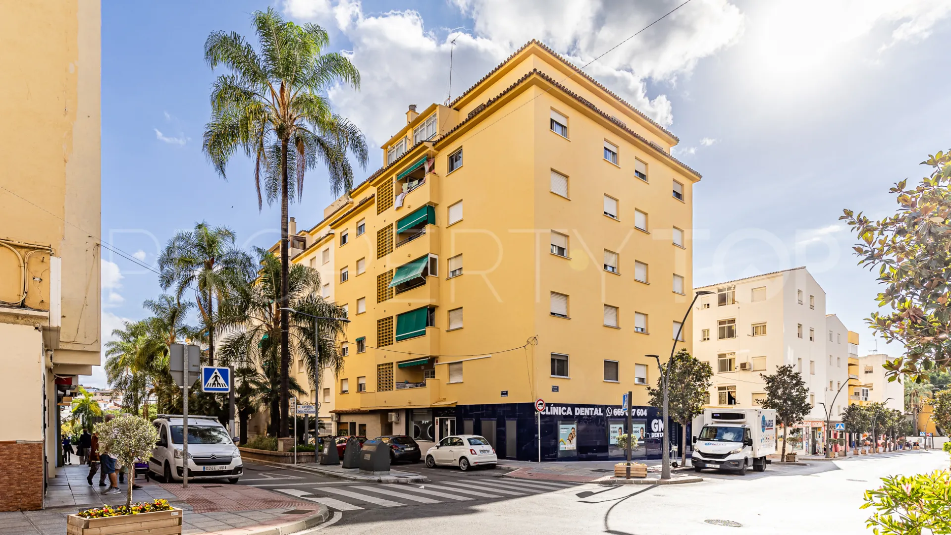 Apartment for sale in Miraflores with 3 bedrooms
