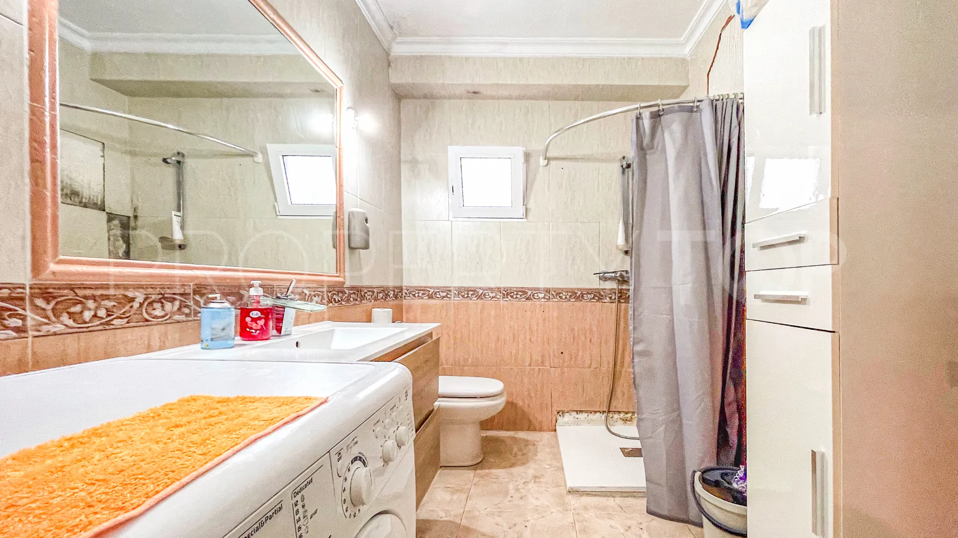 Comprar apartamento en Divina Pastora de 3 dormitorios