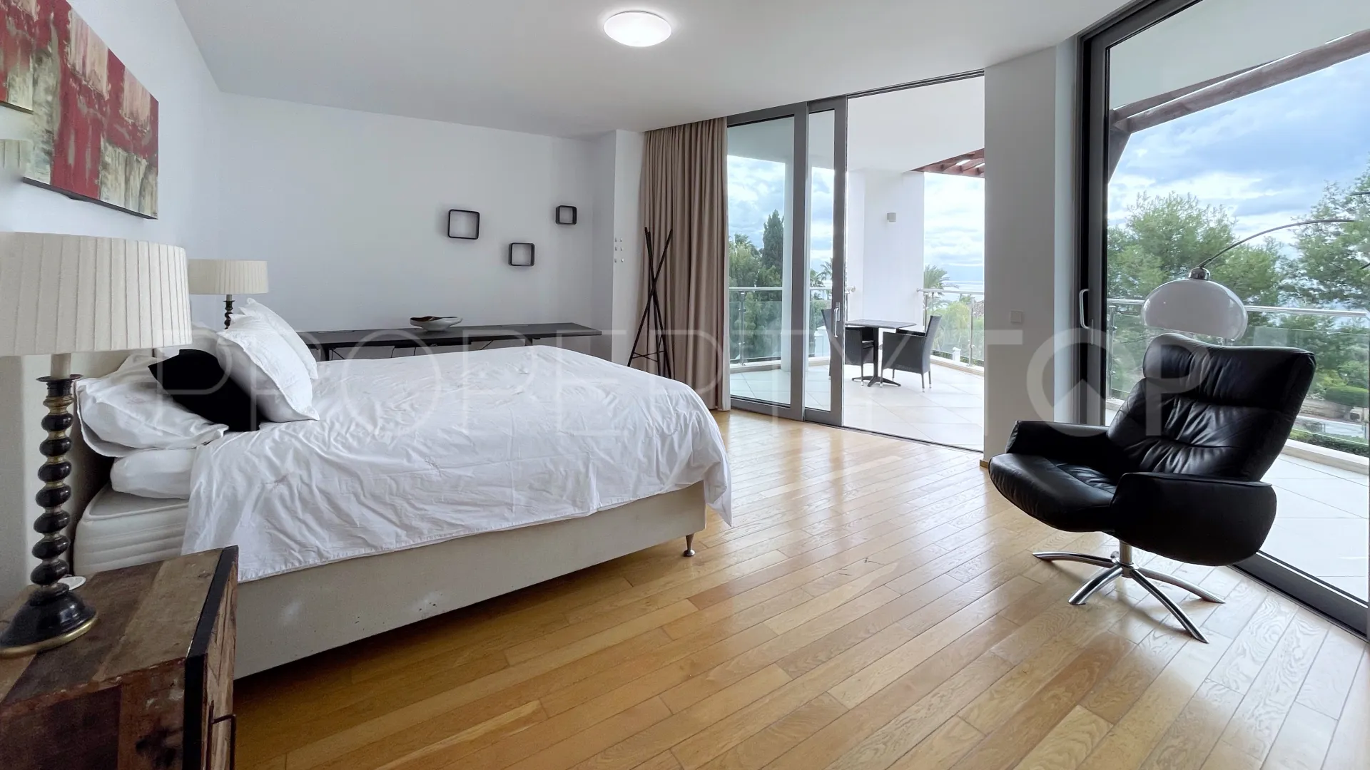 Semi detached house with 5 bedrooms for sale in Meisho Hills