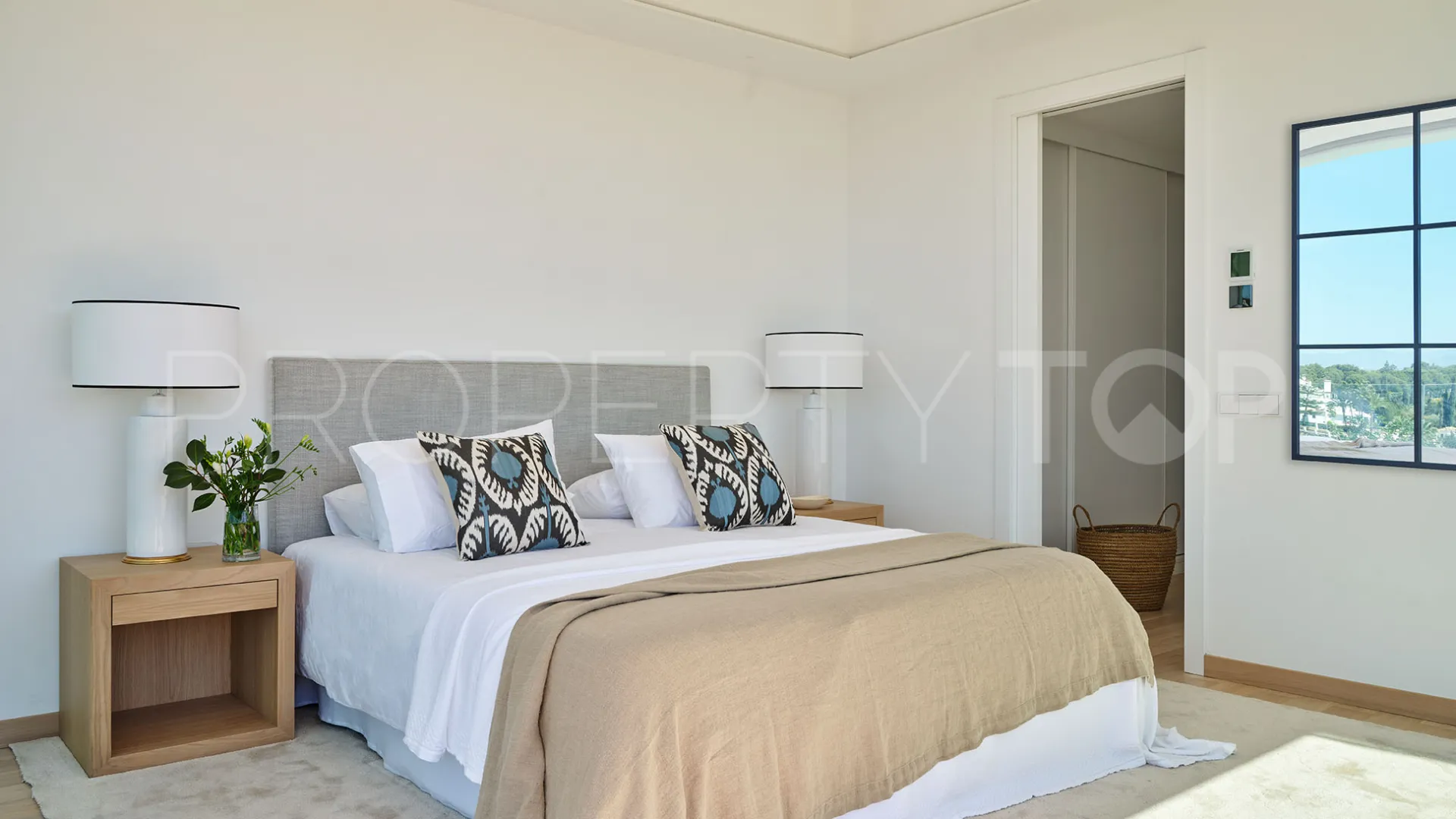 4 bedrooms villa in Xarblanca for sale