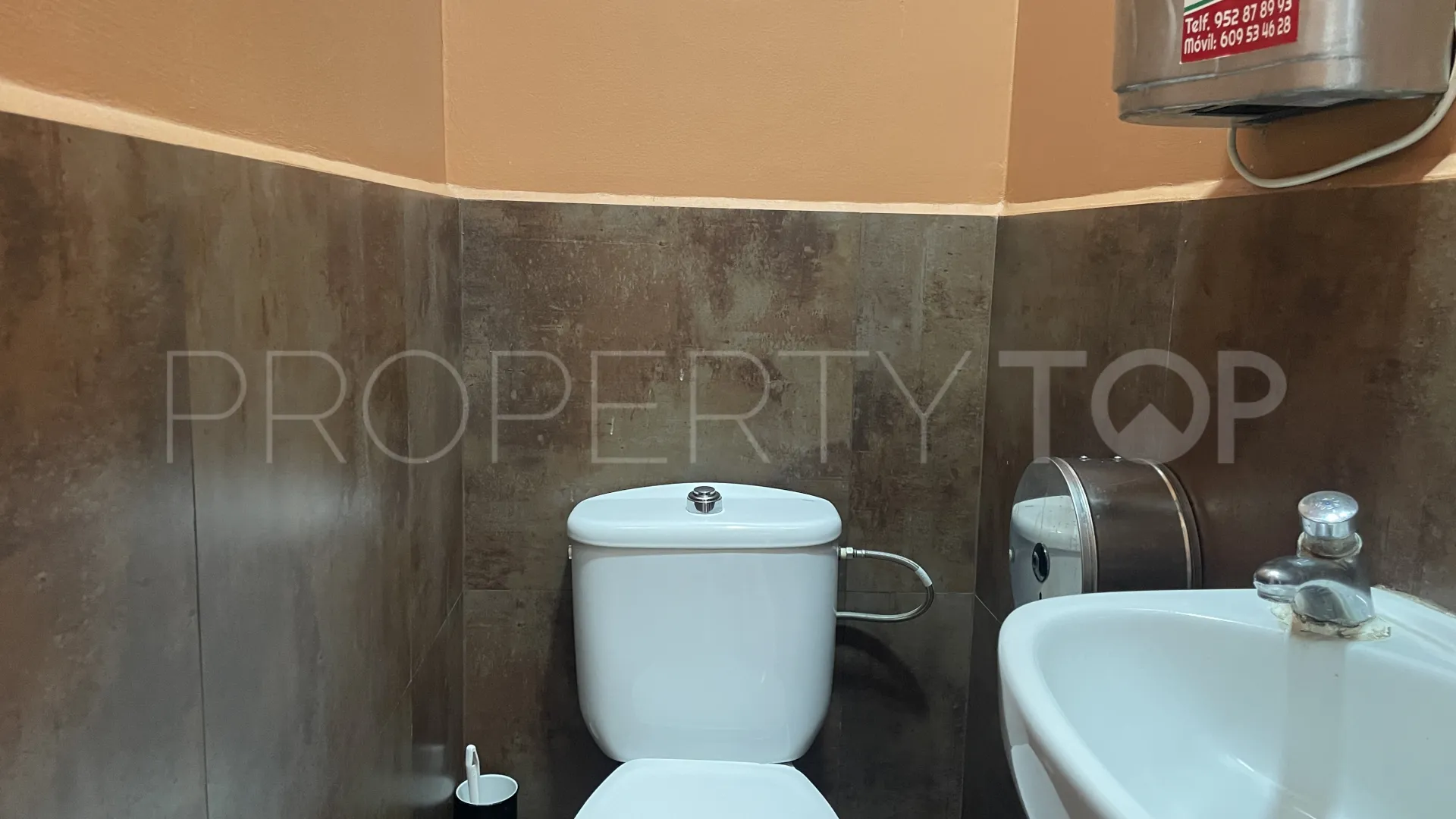For sale La Campana commercial premises