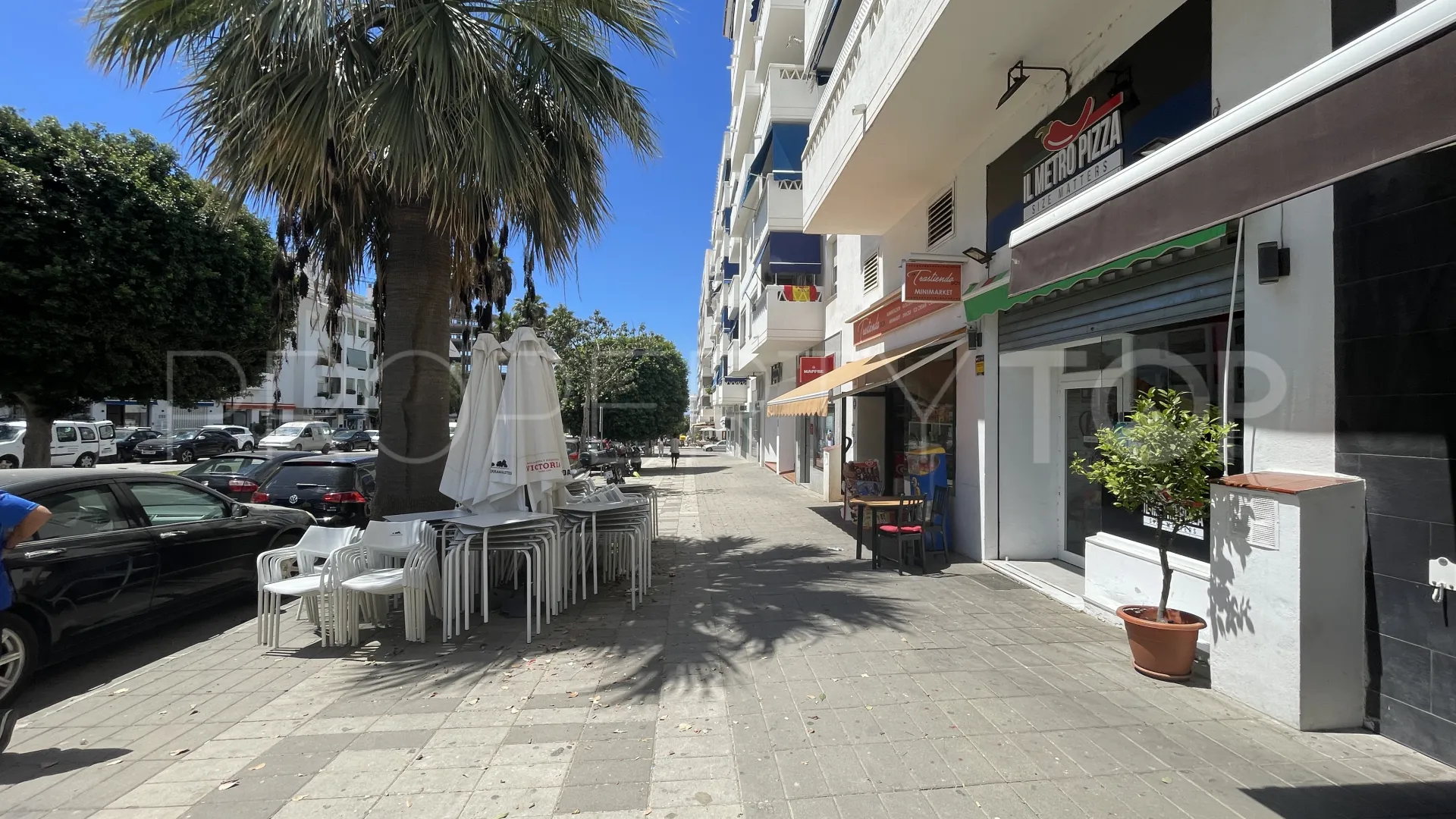 For sale La Campana commercial premises