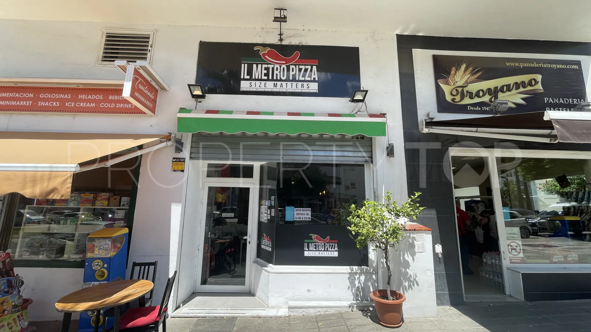 For sale La Campana commercial premises