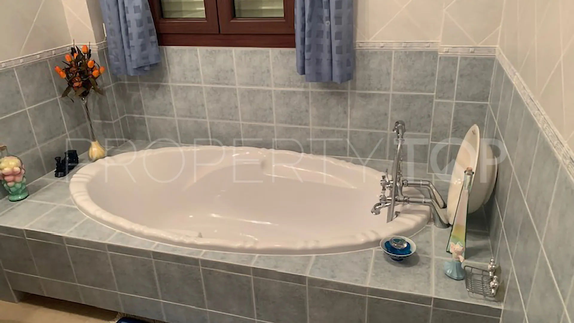 Comprar villa en Alta Vista