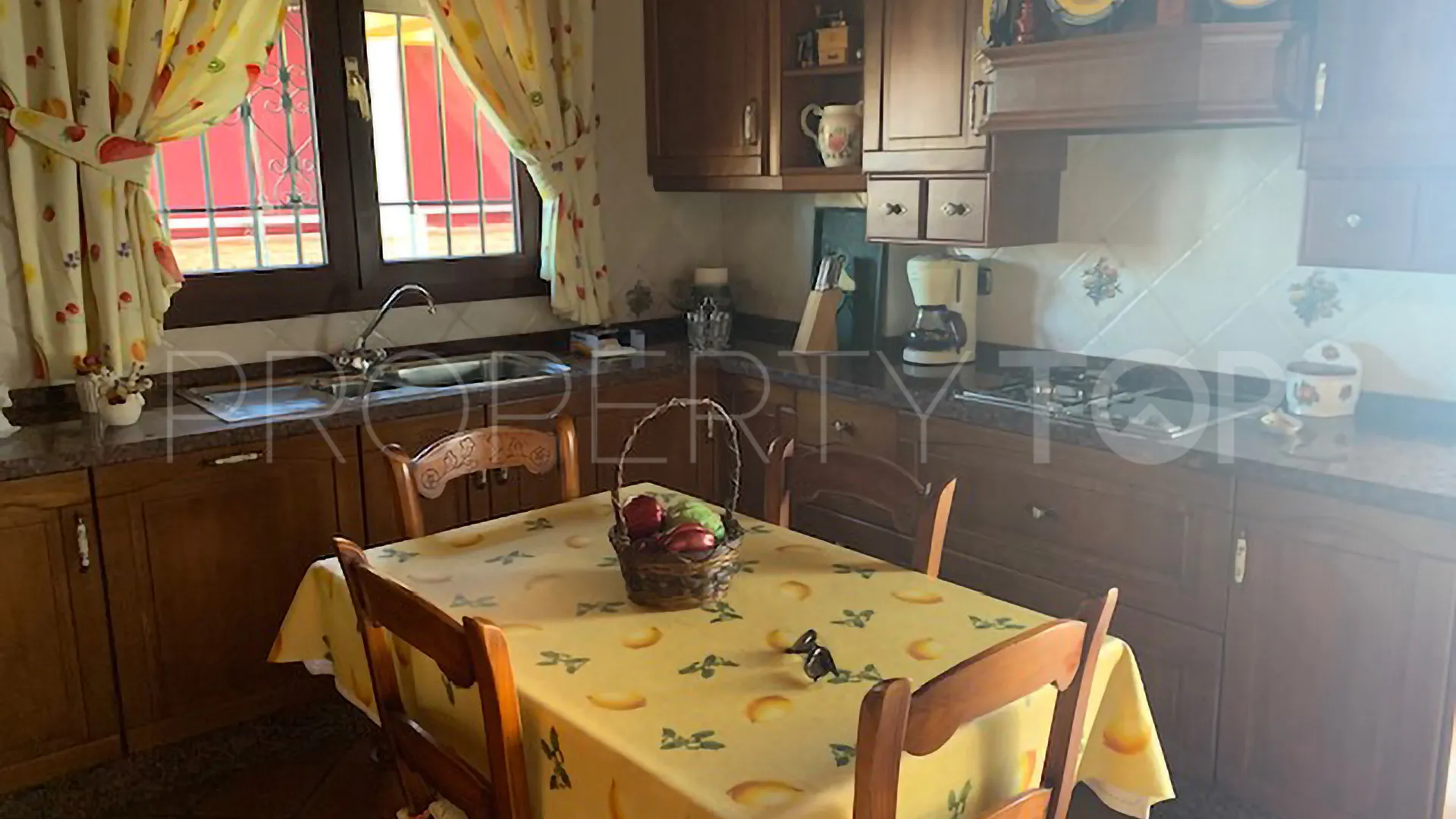 Comprar villa en Alta Vista