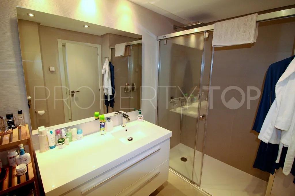 Buy San Pedro Playa penthouse
