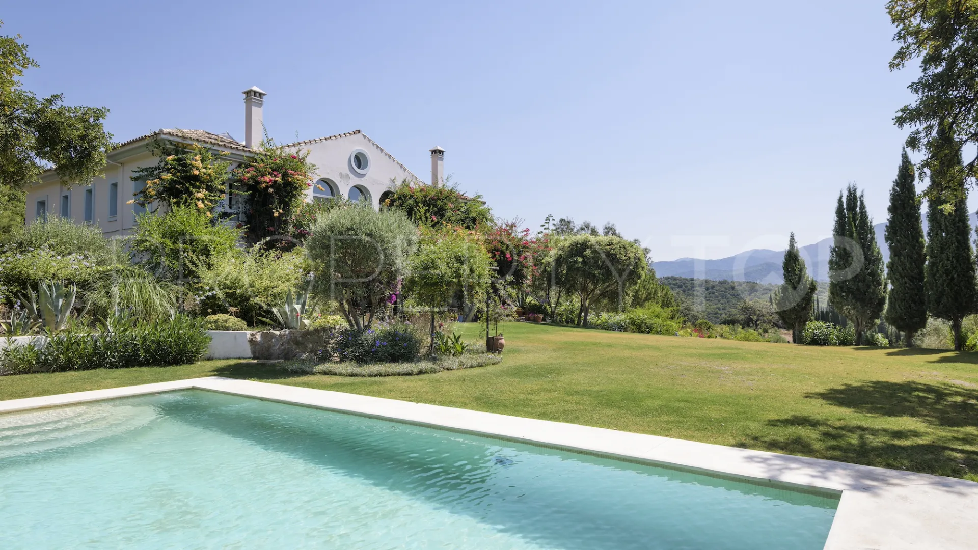 Casa de campo a la venta en Gaucin de 9 dormitorios