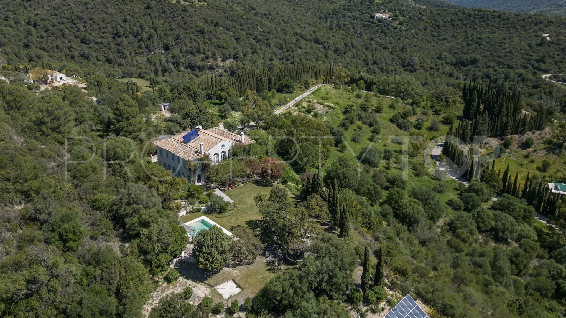 Casa de campo a la venta en Gaucin de 9 dormitorios