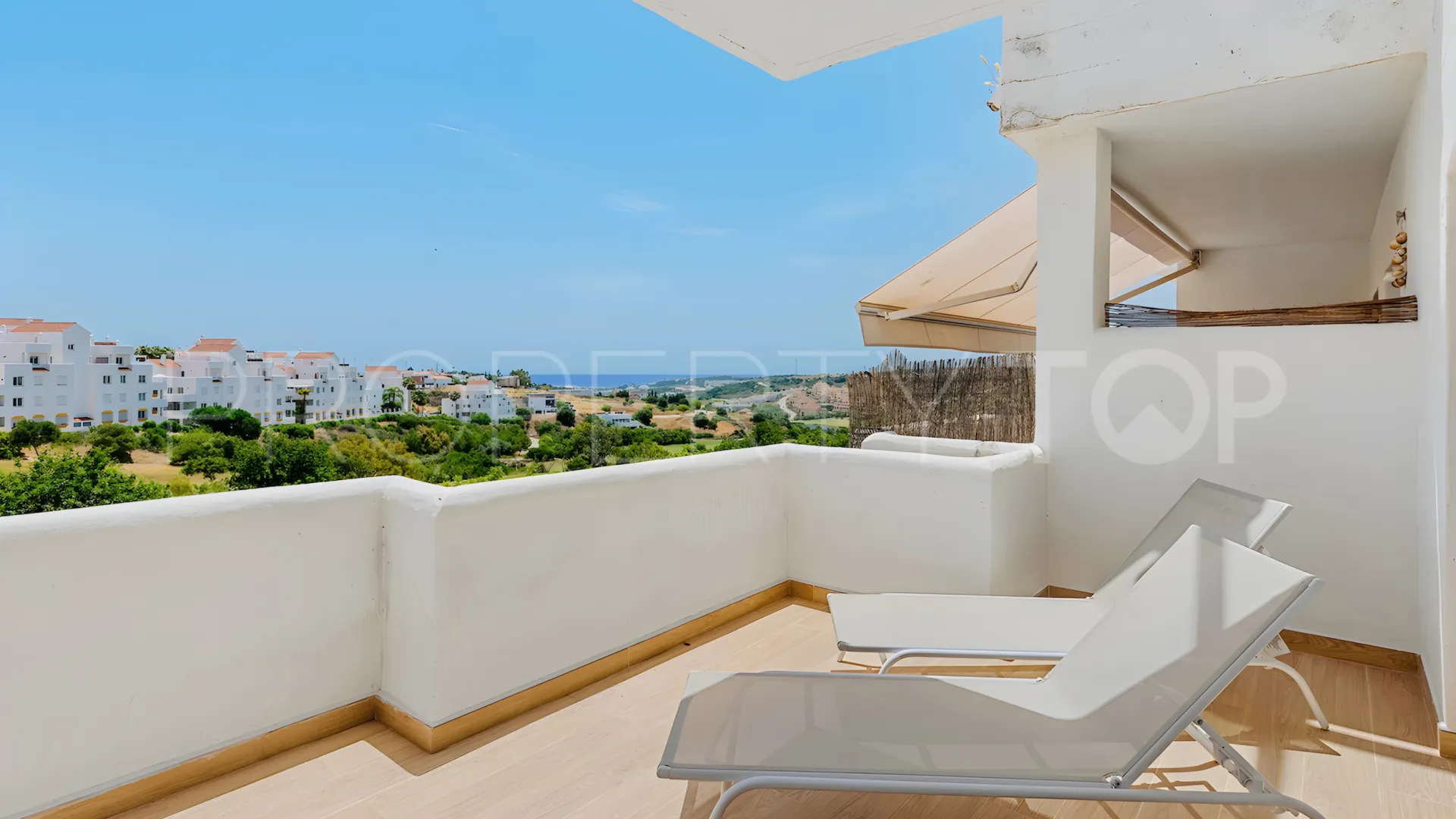 Buy 2 bedrooms apartment in Valle Romano