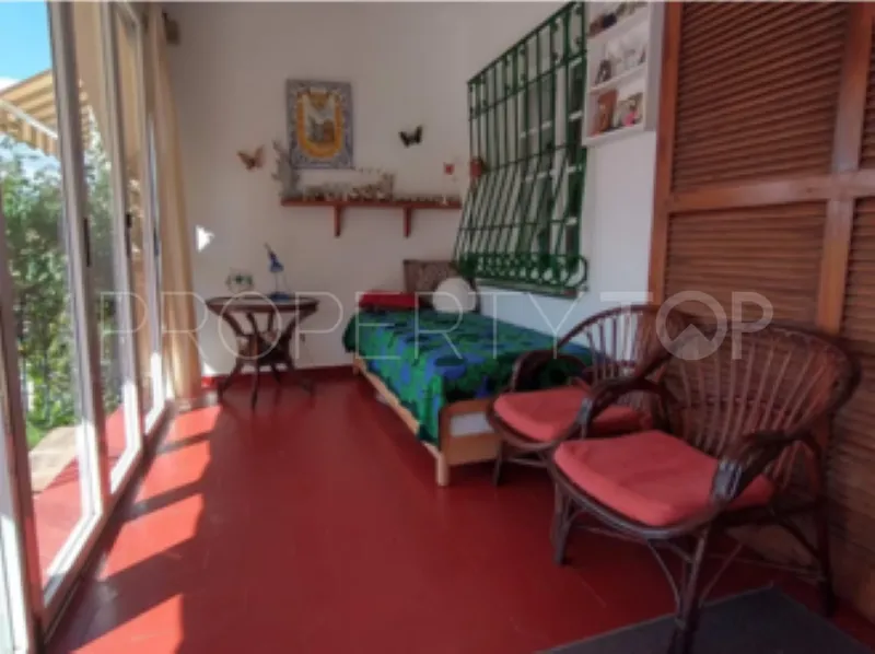Se vende villa en Linda Vista Alta de 4 dormitorios