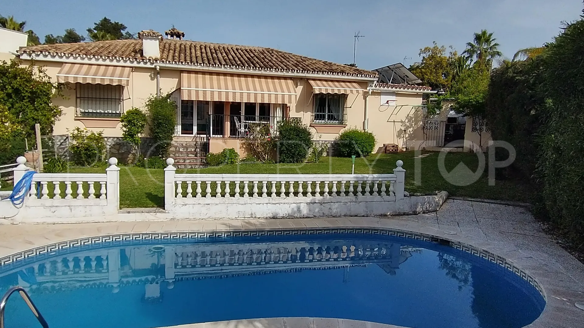 Se vende villa en Linda Vista Alta de 4 dormitorios