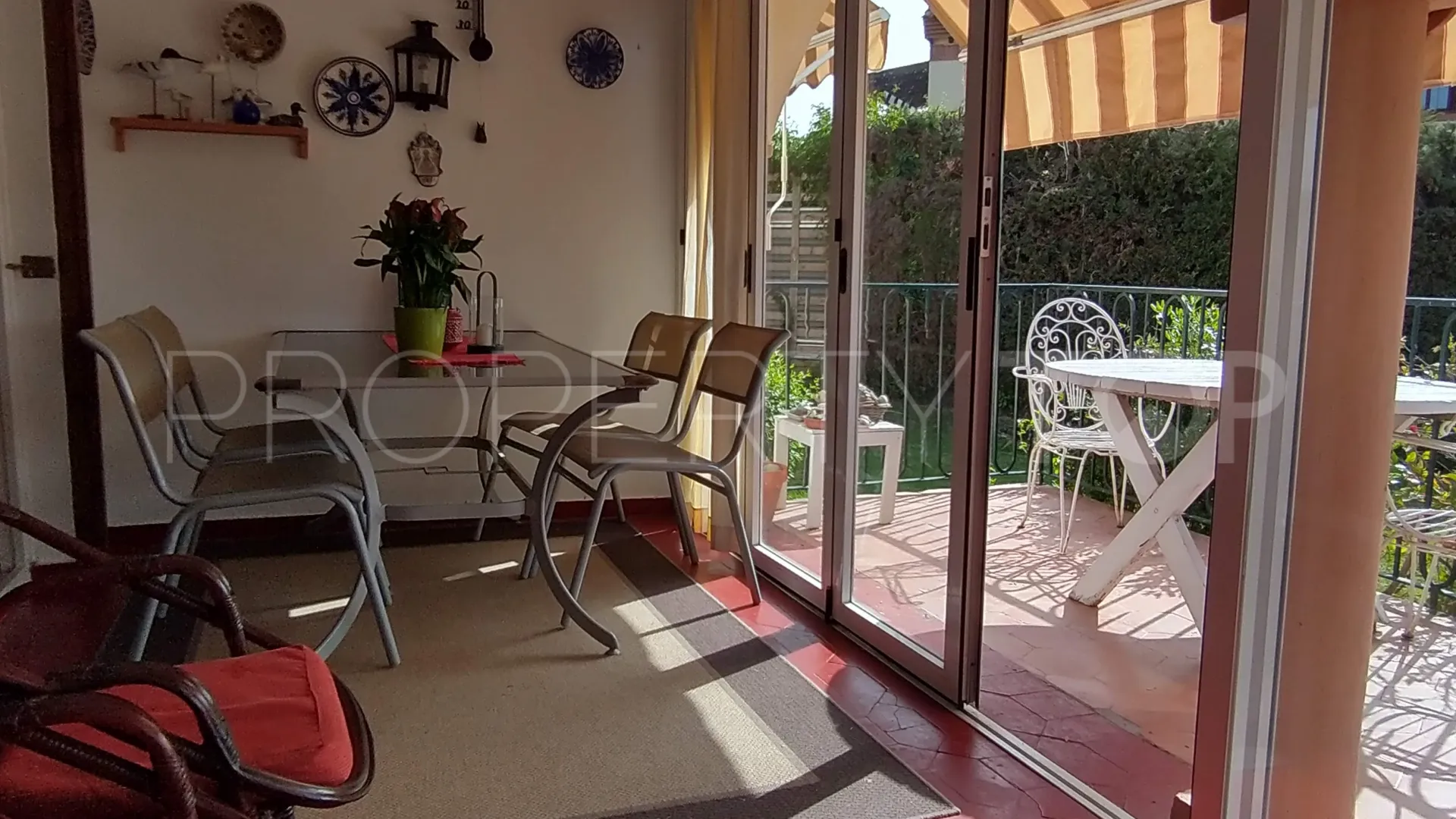 Se vende villa en Linda Vista Alta de 4 dormitorios
