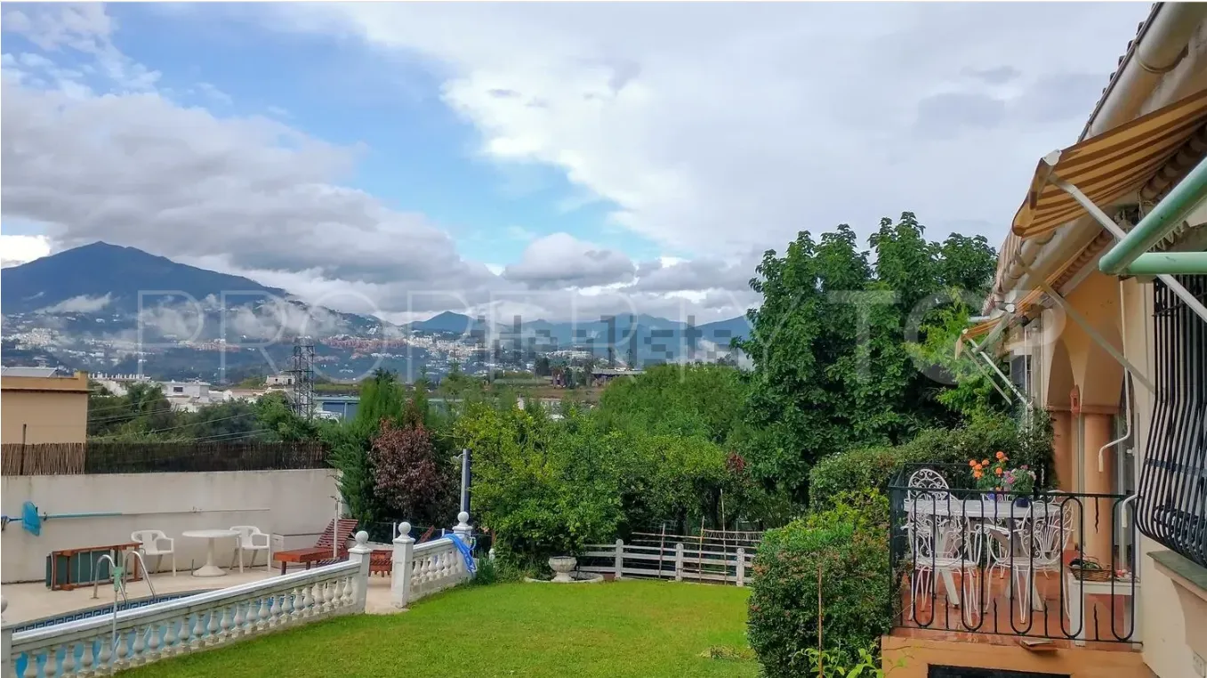 Se vende villa en Linda Vista Alta de 4 dormitorios