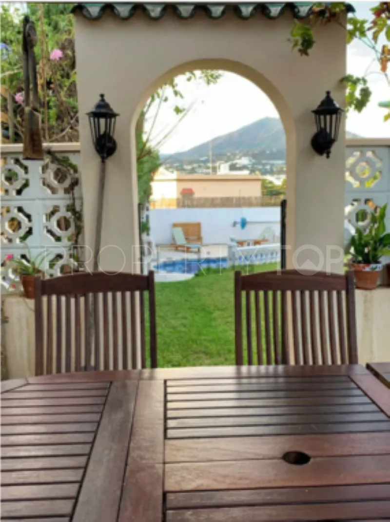 Se vende villa en Linda Vista Alta de 4 dormitorios