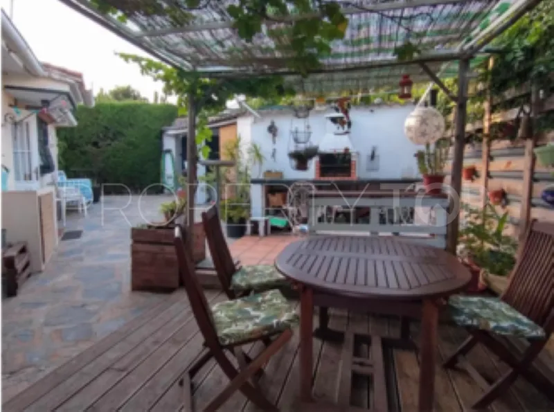 Se vende villa en Linda Vista Alta de 4 dormitorios