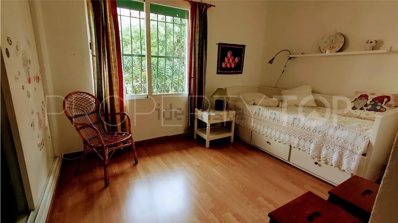 Se vende villa en Linda Vista Alta de 4 dormitorios