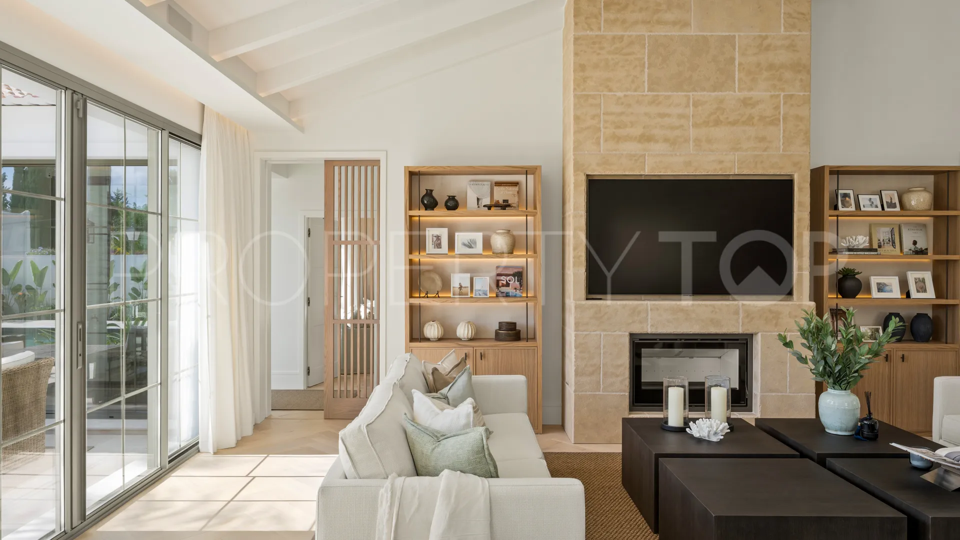 Nagüeles villa for sale