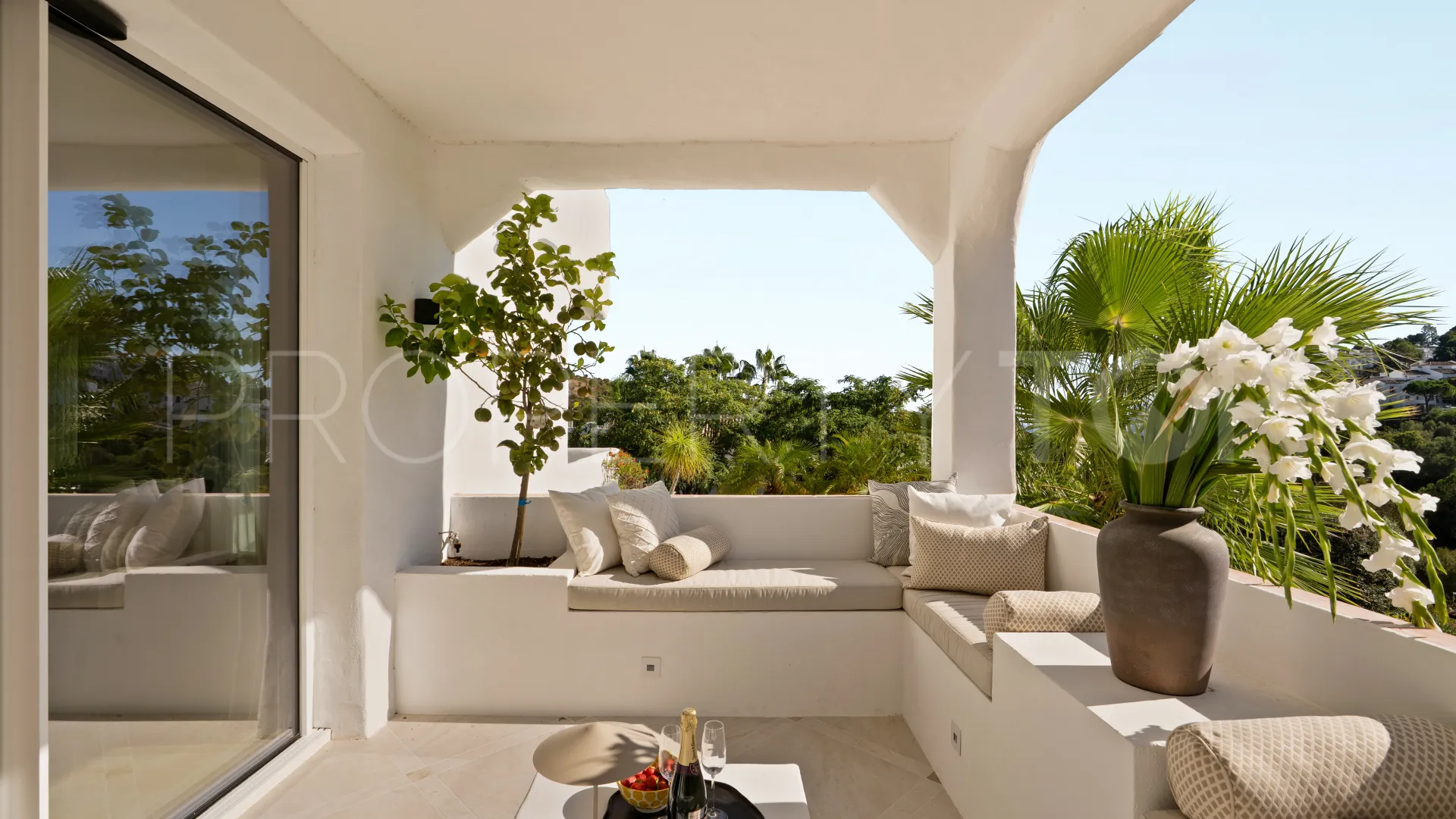 For sale Lomas de La Quinta apartment