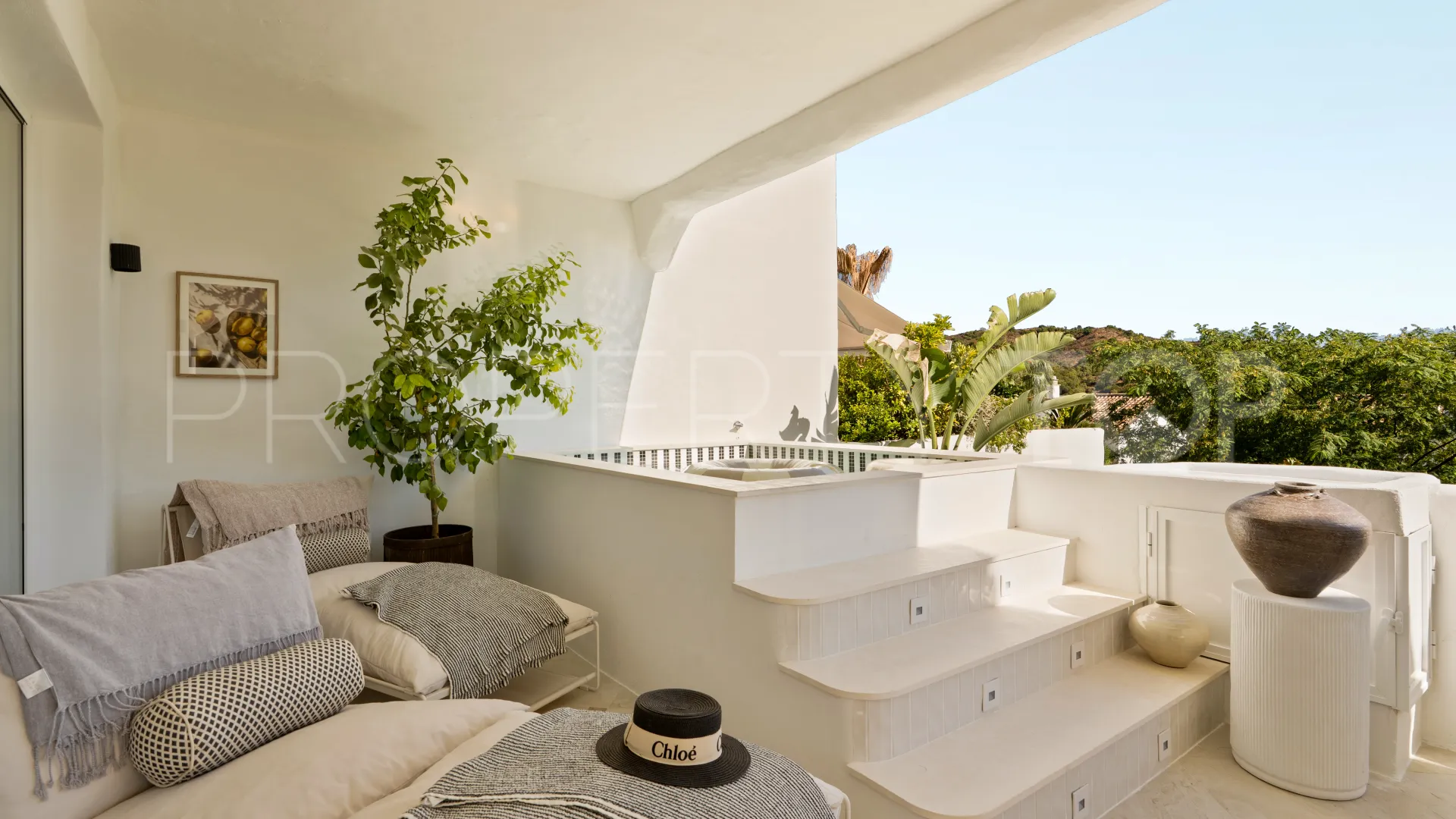 For sale Lomas de La Quinta apartment