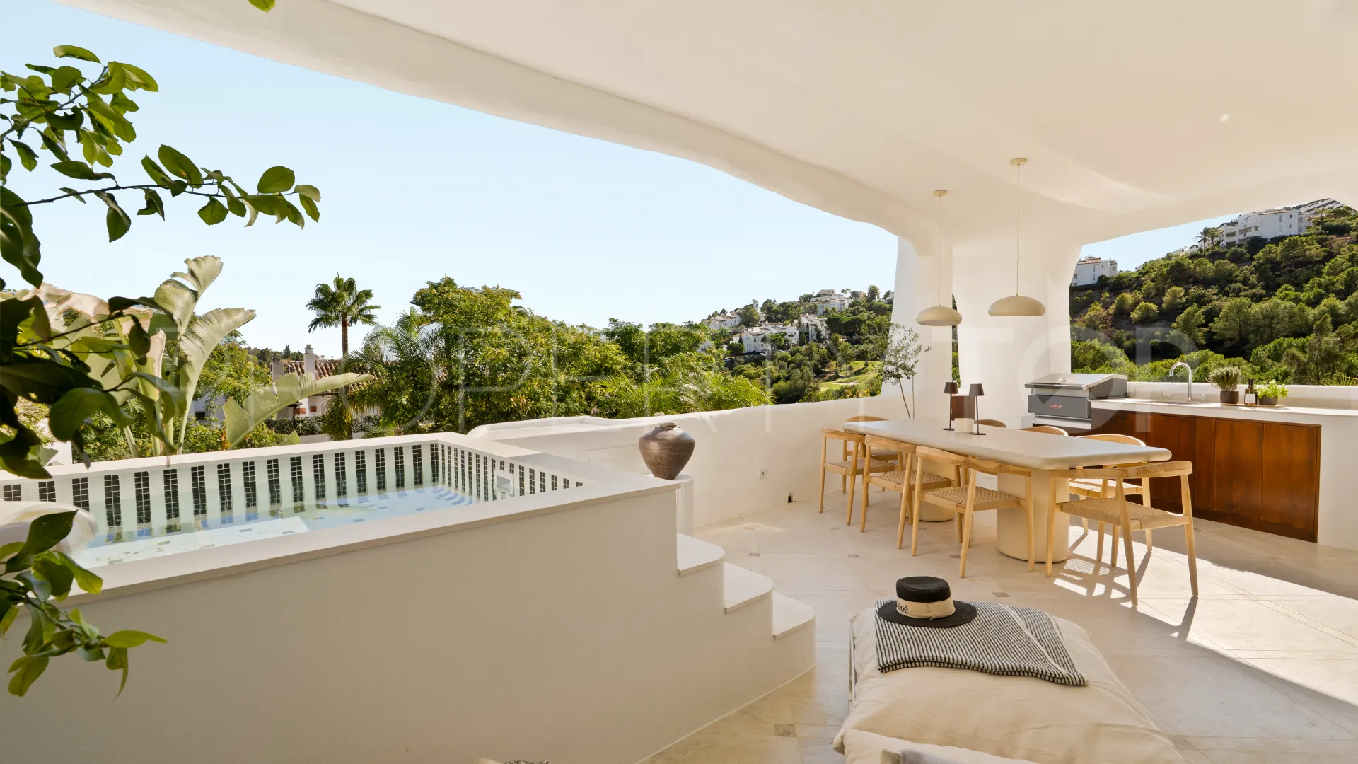 For sale Lomas de La Quinta apartment