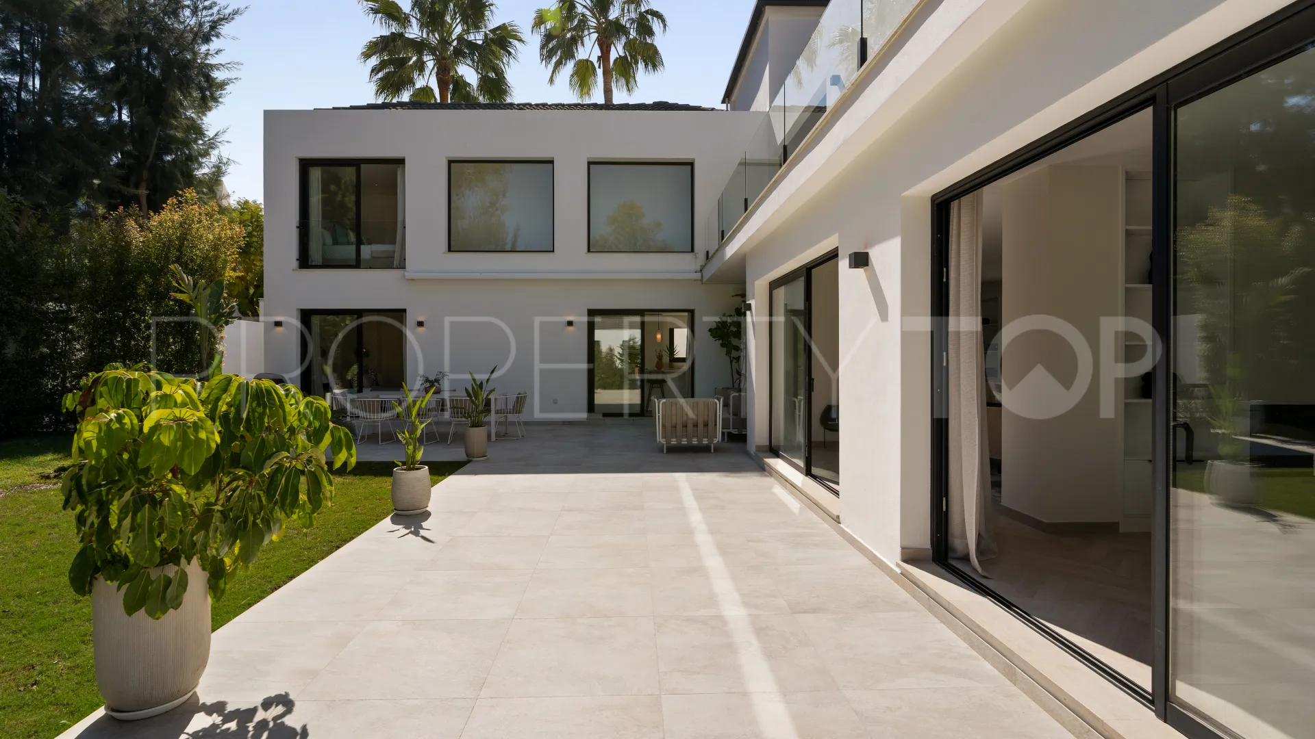 Nueva Andalucia, villa a la venta de 4 dormitorios