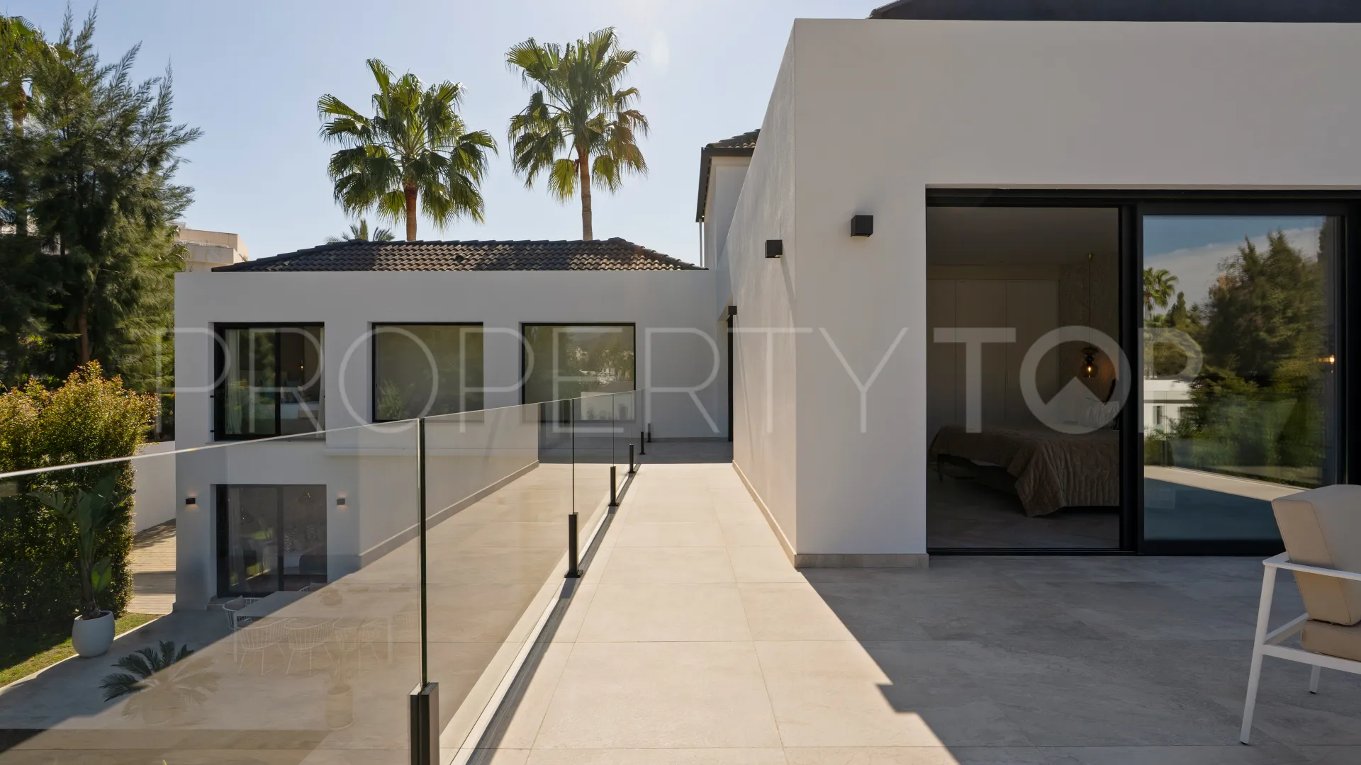 Nueva Andalucia, villa a la venta de 4 dormitorios