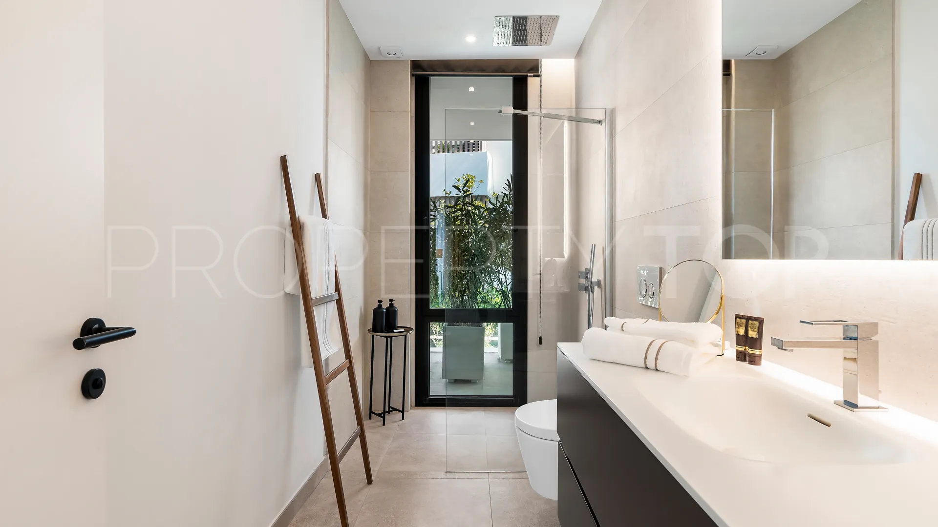 For sale Sierra Blanca villa