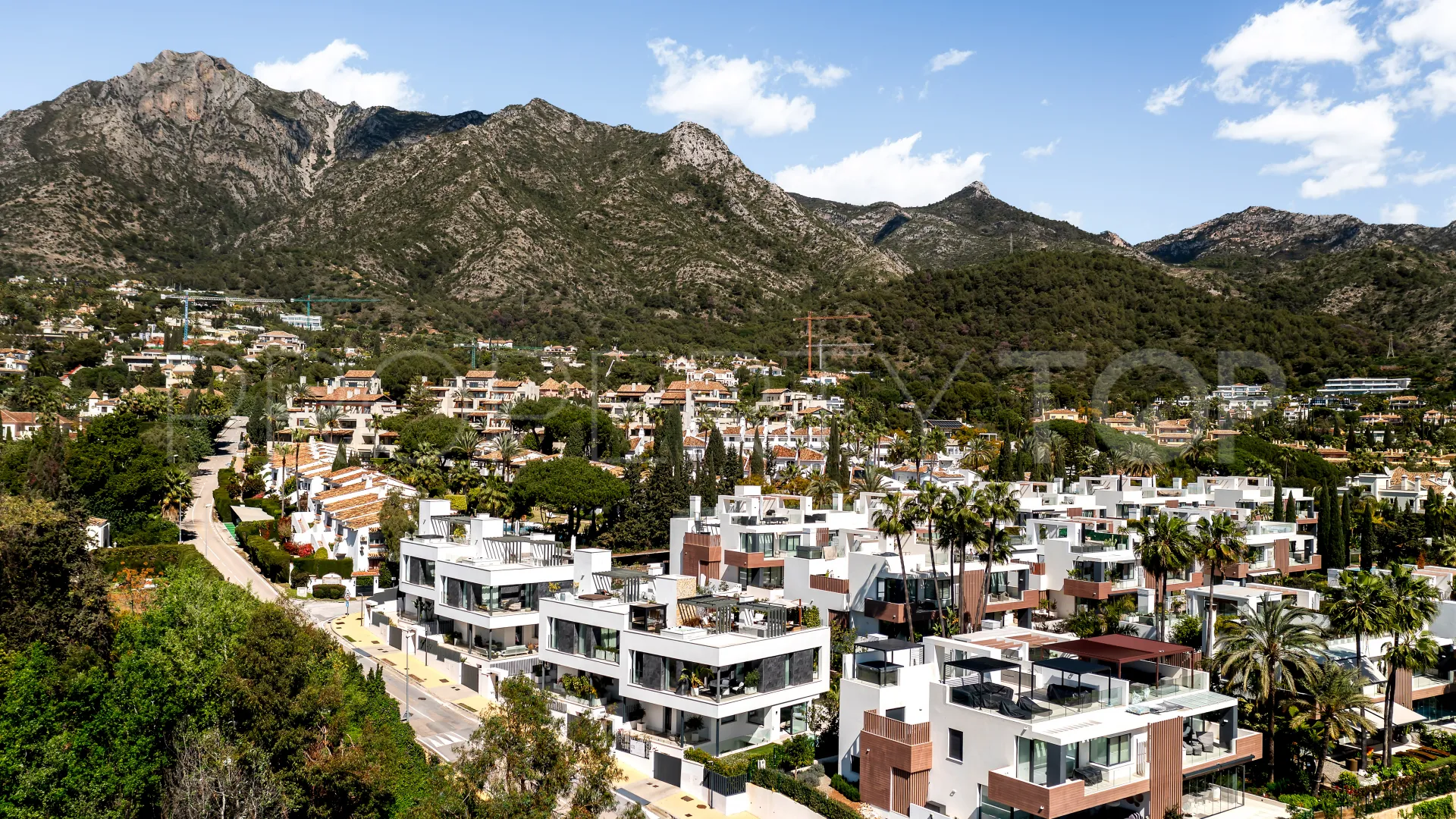 For sale Sierra Blanca villa