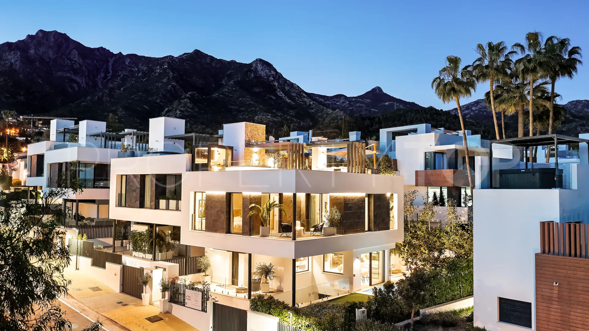 For sale Sierra Blanca villa