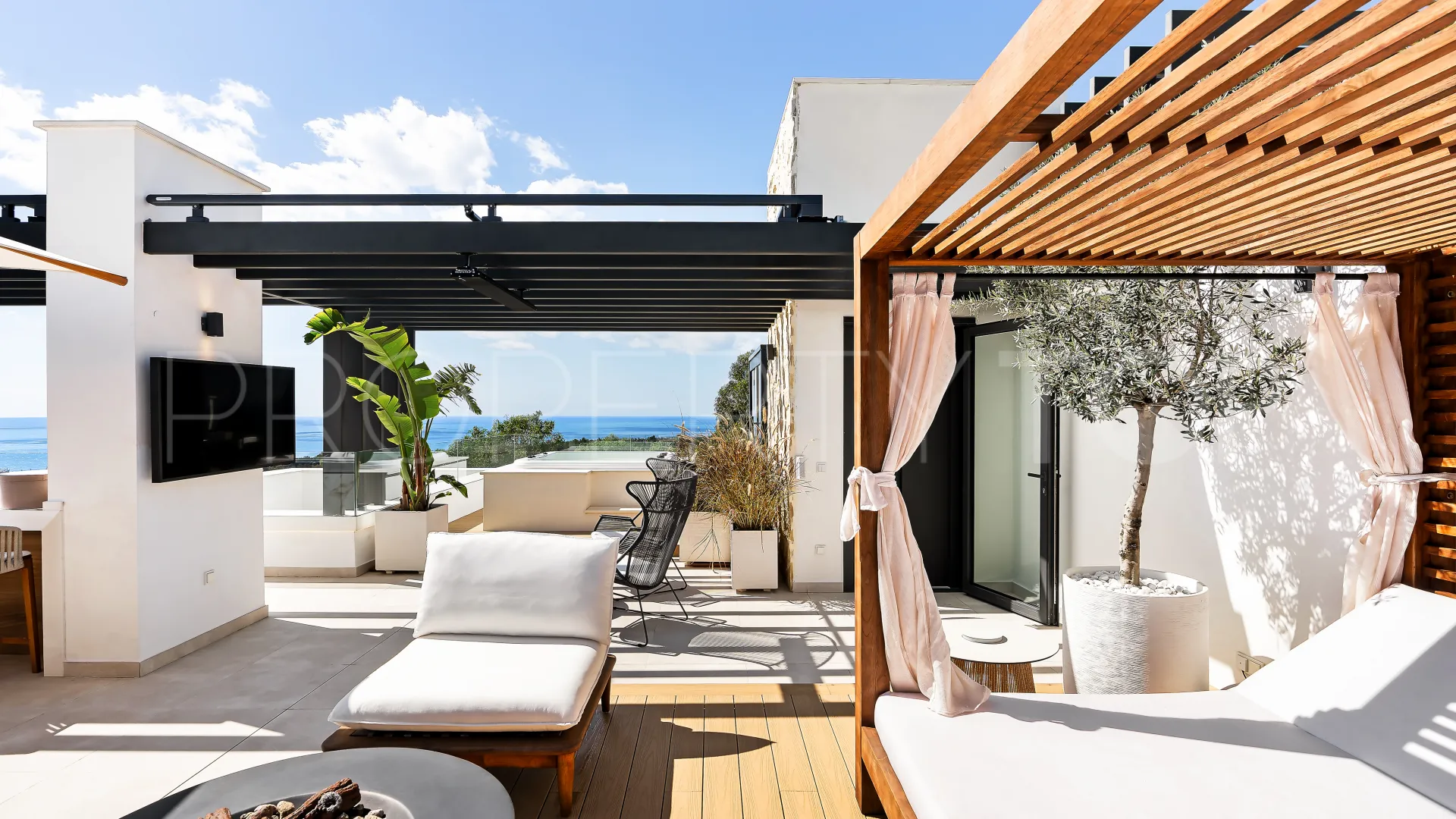 For sale Sierra Blanca villa