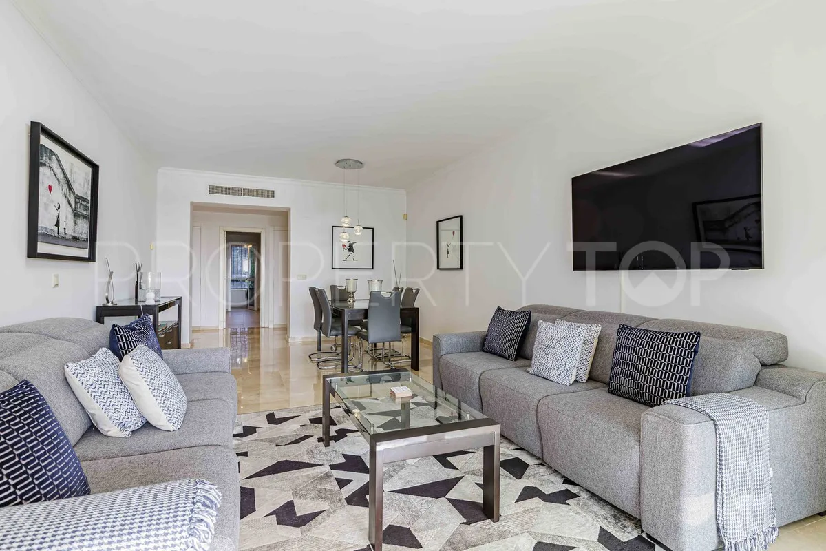 For sale ground floor apartment in La Quinta with 3 bedrooms
