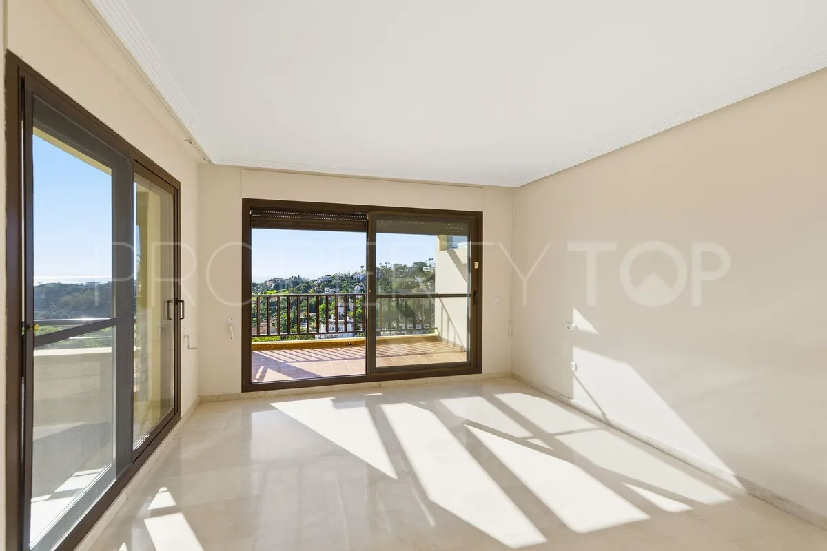 Apartment for sale in Los Arqueros with 4 bedrooms