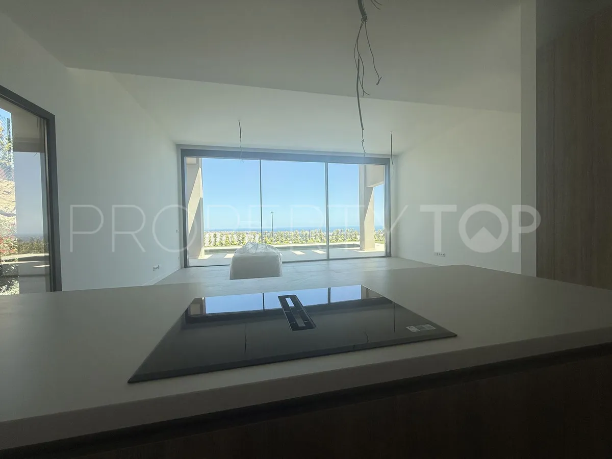 For sale villa in Benahavis with 3 bedrooms