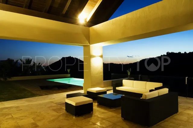 Los Arqueros, villa a la venta