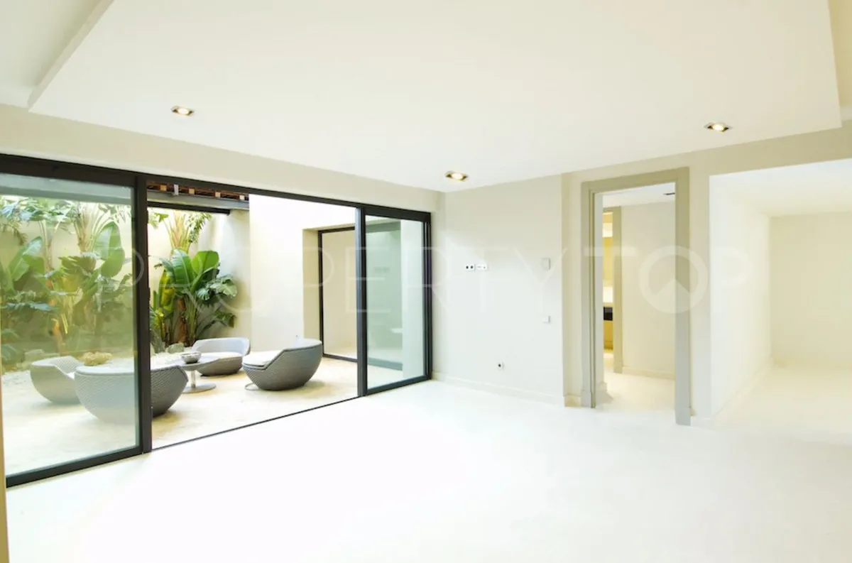 Los Arqueros, villa a la venta