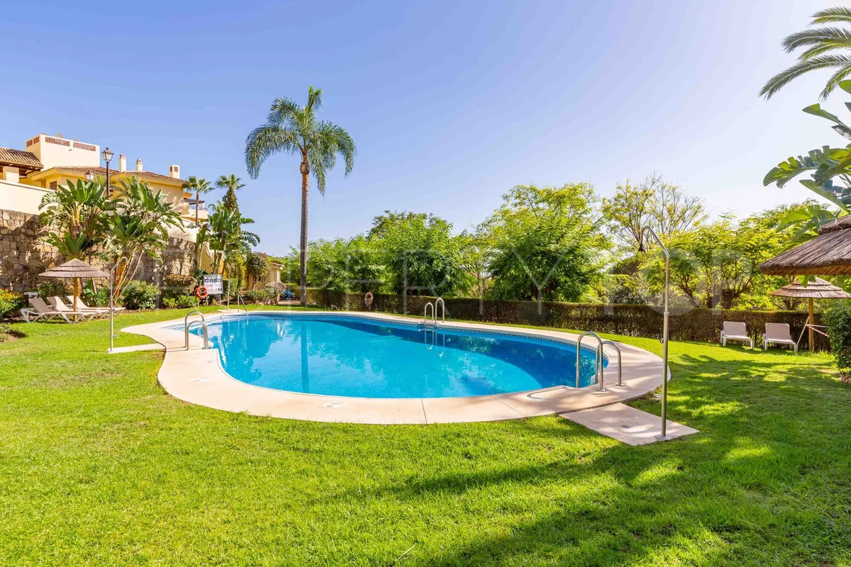 Apartamento planta baja a la venta de 3 dormitorios en Los Arqueros