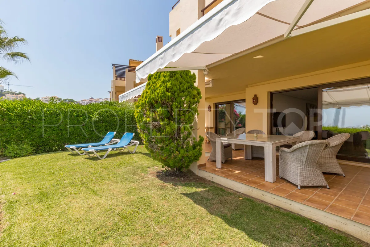 Apartamento planta baja a la venta de 3 dormitorios en Los Arqueros