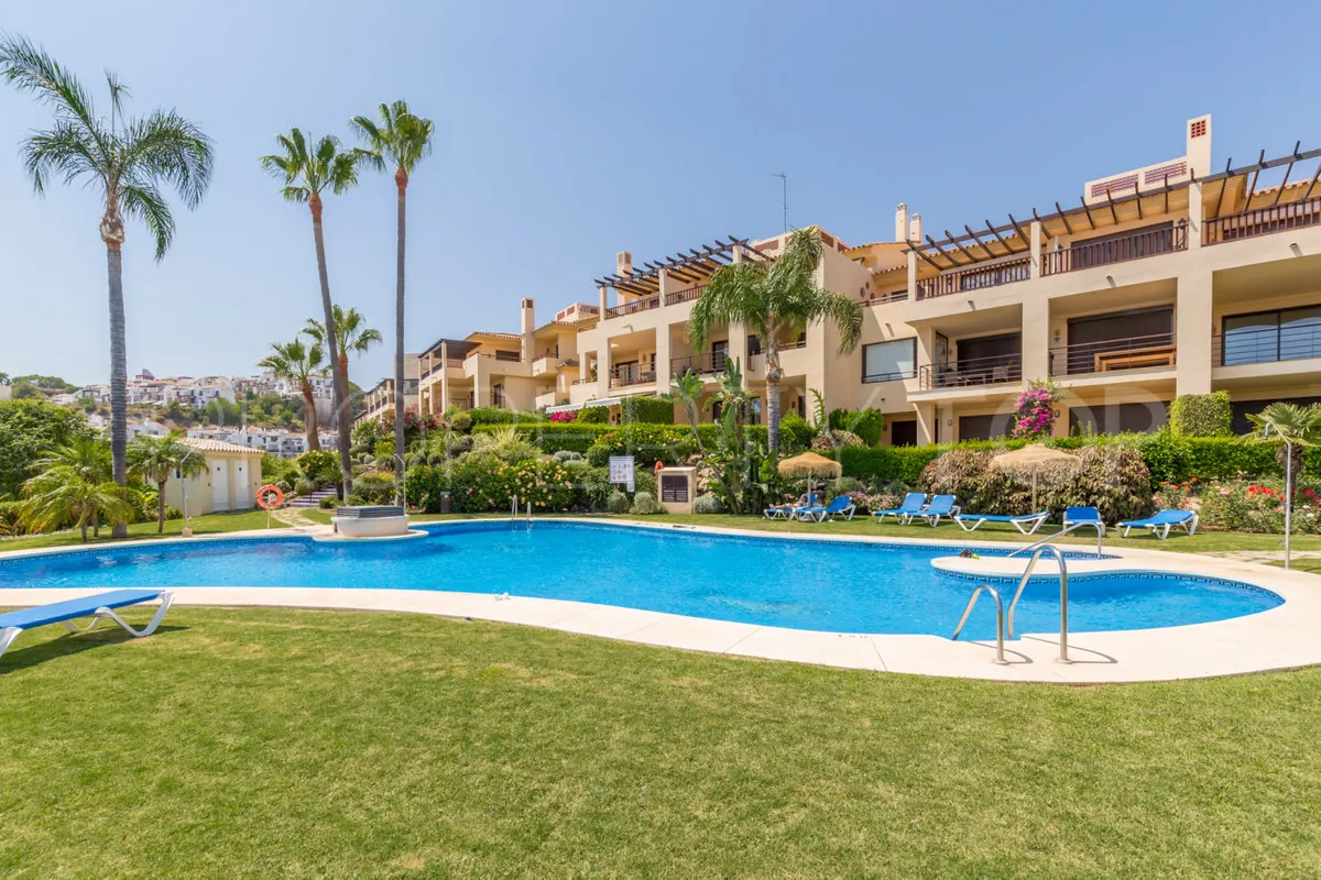 Apartamento planta baja a la venta de 3 dormitorios en Los Arqueros