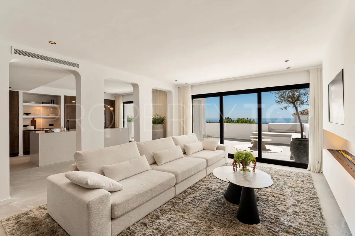 Apartment for sale in La Quinta with 3 bedrooms