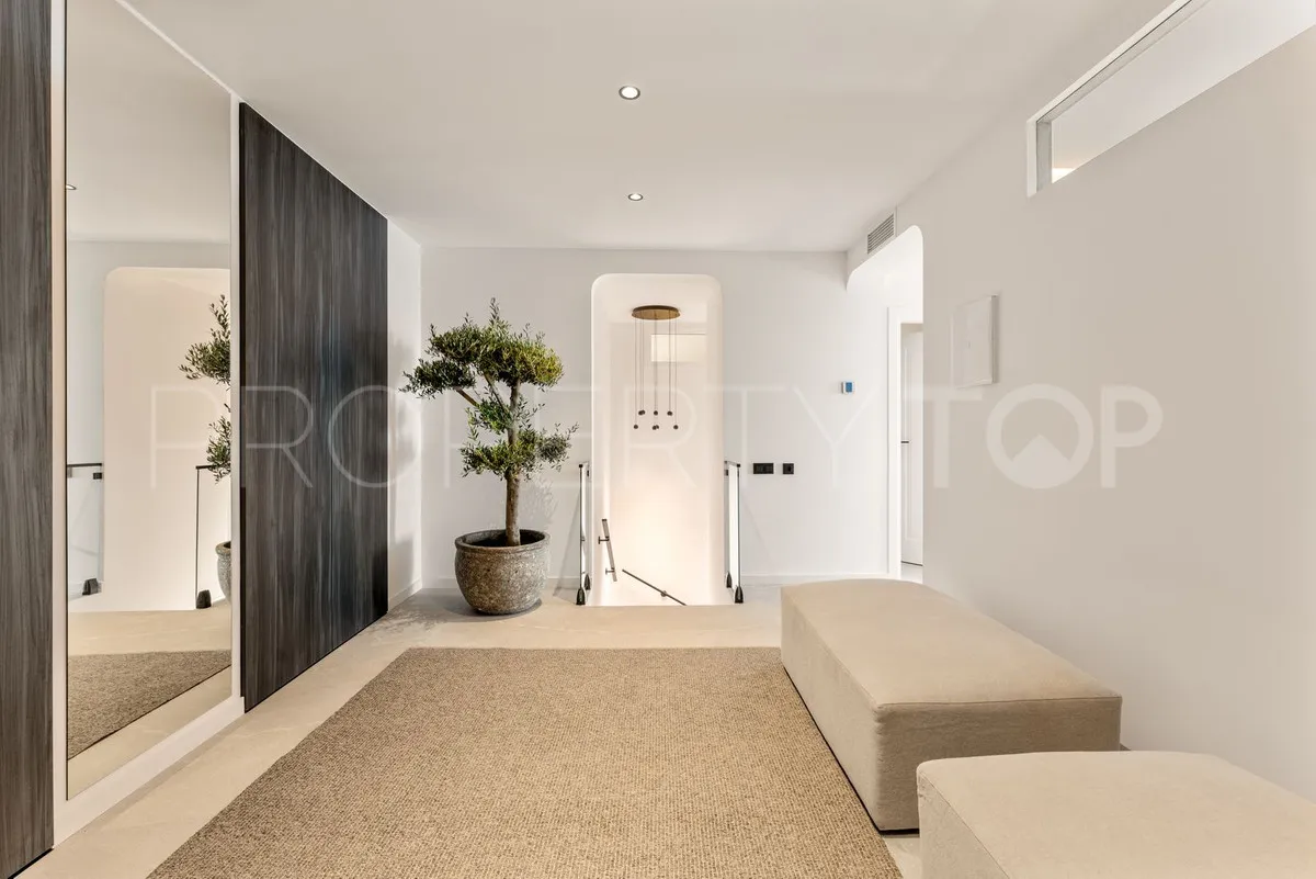 Apartment for sale in La Quinta with 3 bedrooms