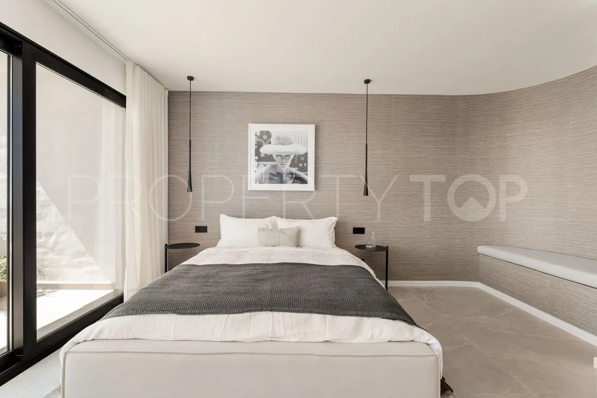 Apartment for sale in La Quinta with 3 bedrooms