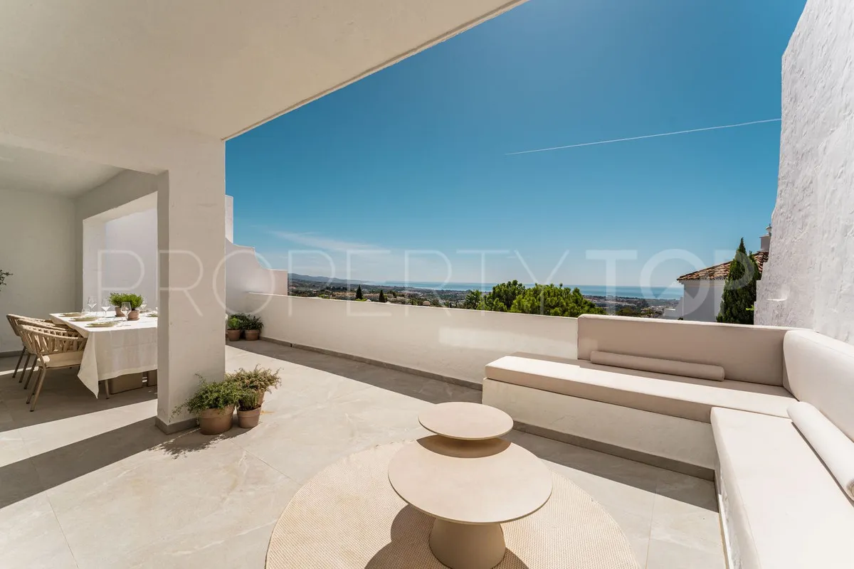 Apartment for sale in La Quinta with 3 bedrooms
