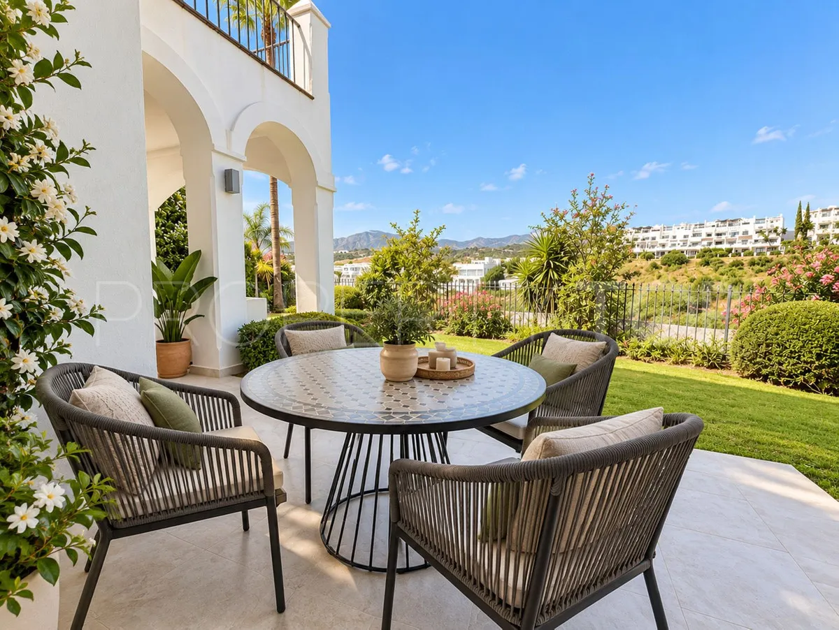 Villa de 4 dormitorios en venta en Selwo
