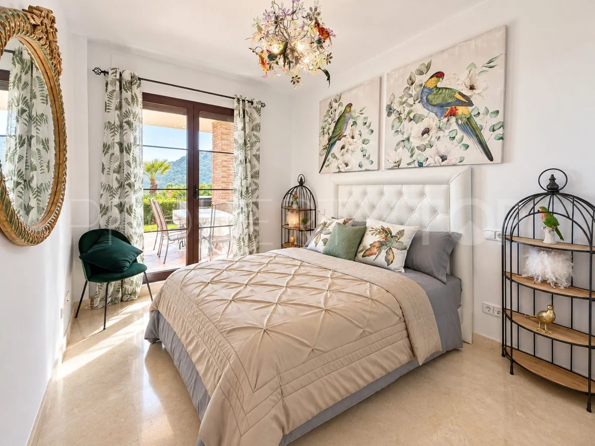 Los Arqueros ground floor apartment for sale
