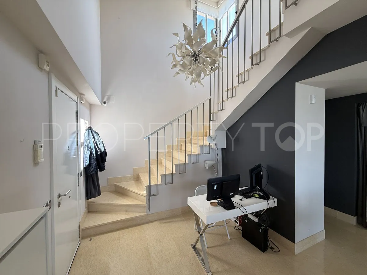 Penthouse for sale in Los Arqueros with 2 bedrooms