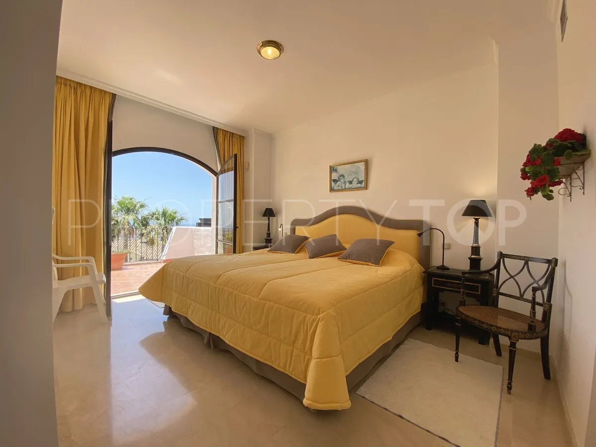 For sale town house in Los Arqueros