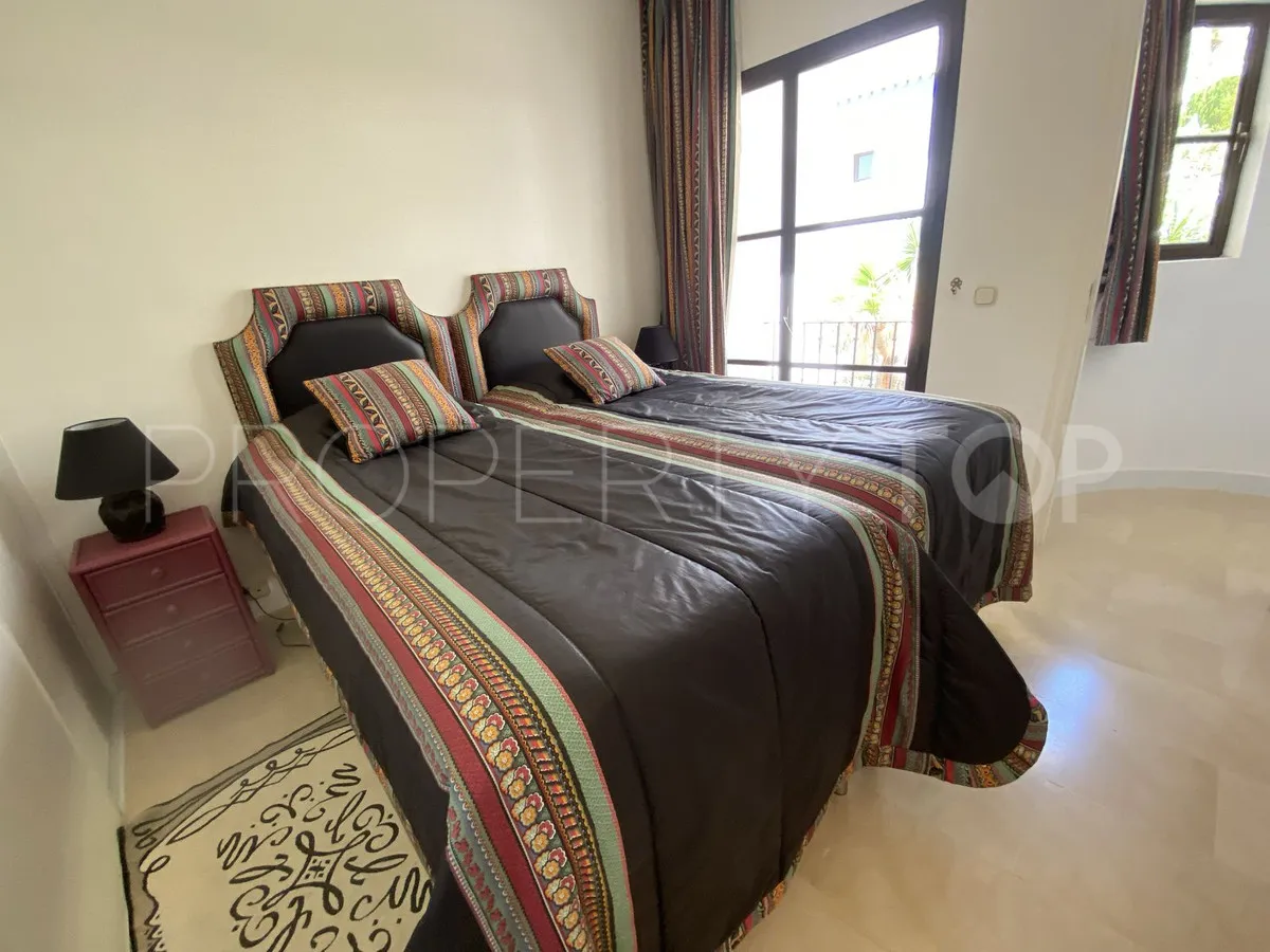 For sale town house in Los Arqueros