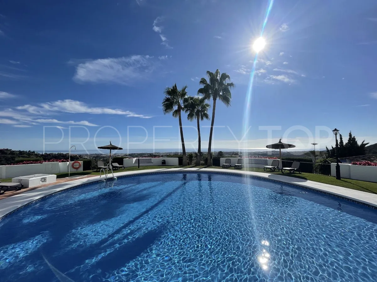 For sale town house in Los Arqueros