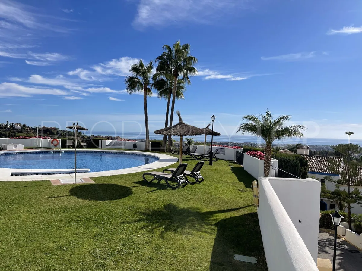 For sale town house in Los Arqueros